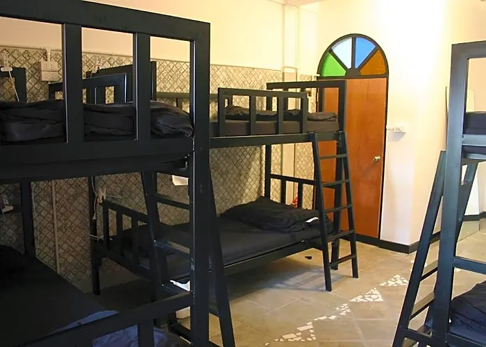 Hostel Born Free Bangkok