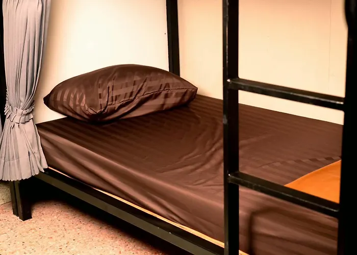 Born Free Albergue Banguecoque