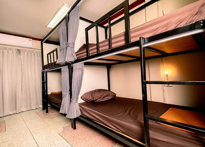 Born Free Albergue